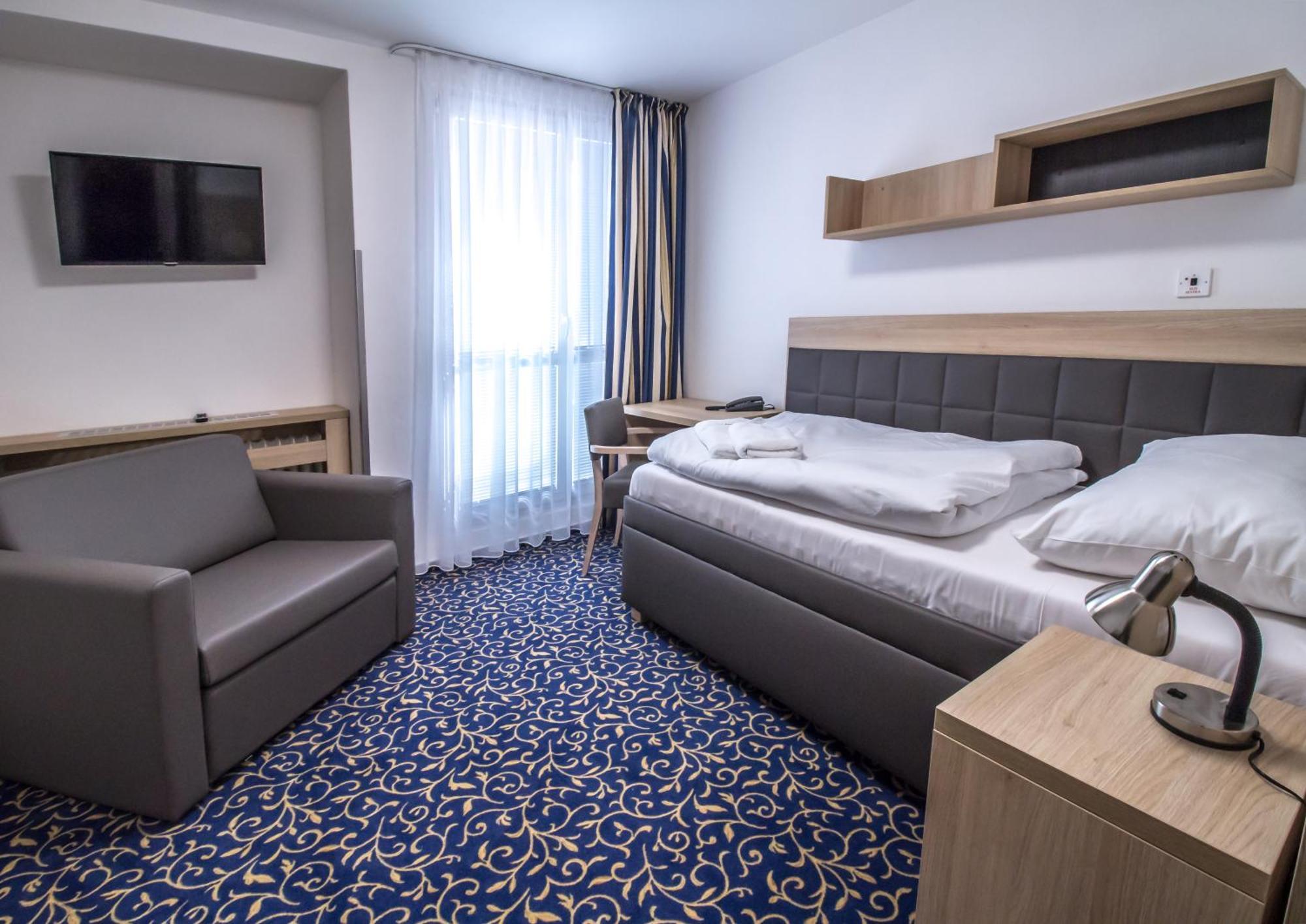 Rehabilitacni Sanatorium - Lazne Darkov Hotel Karviná Eksteriør billede